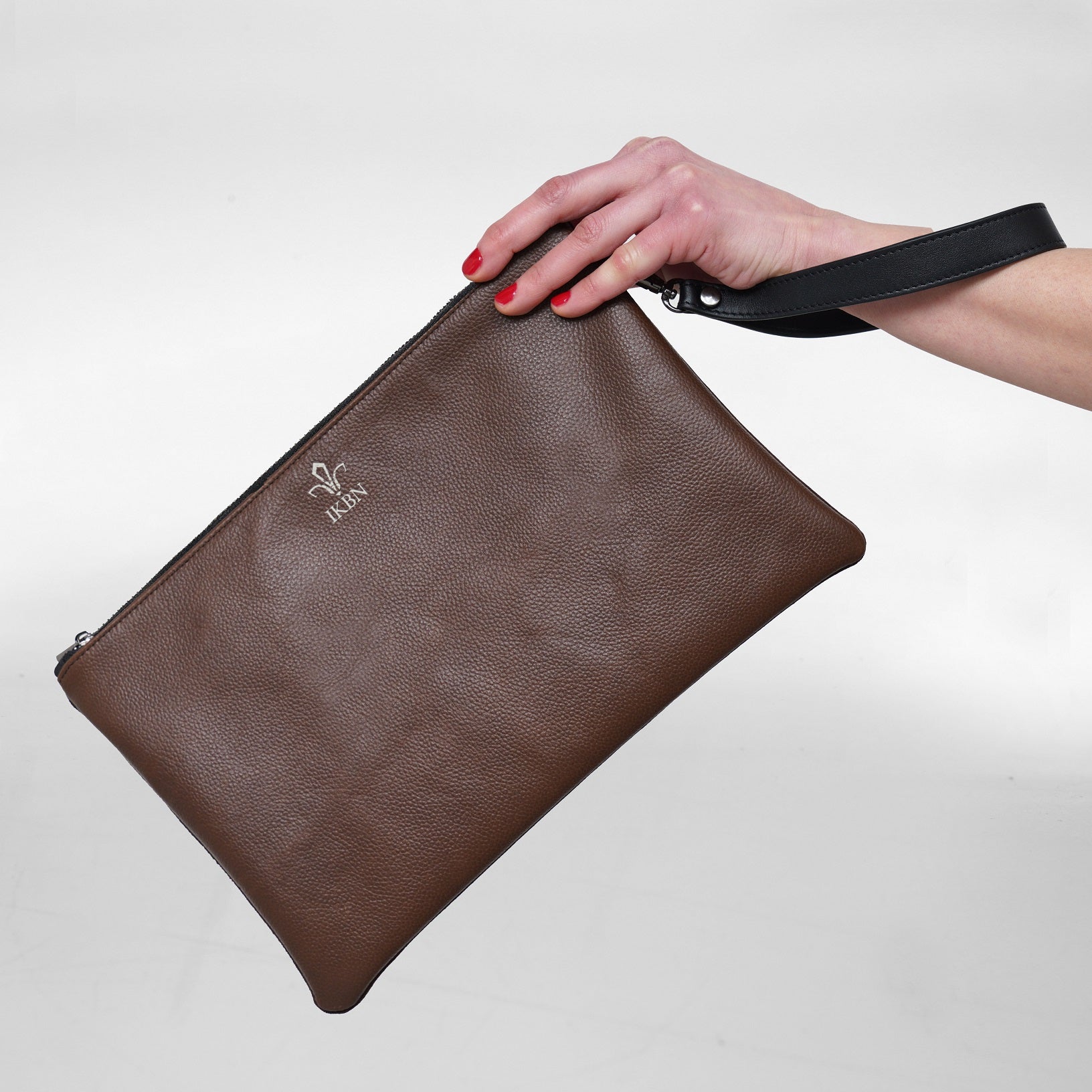 GRANDE POCHETTE in Pelle marron