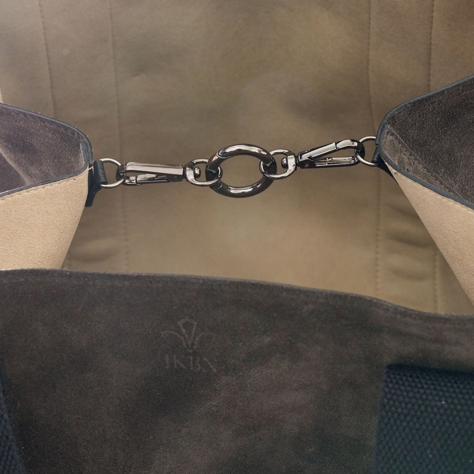 FUNNY BAG in Pelle suède marron