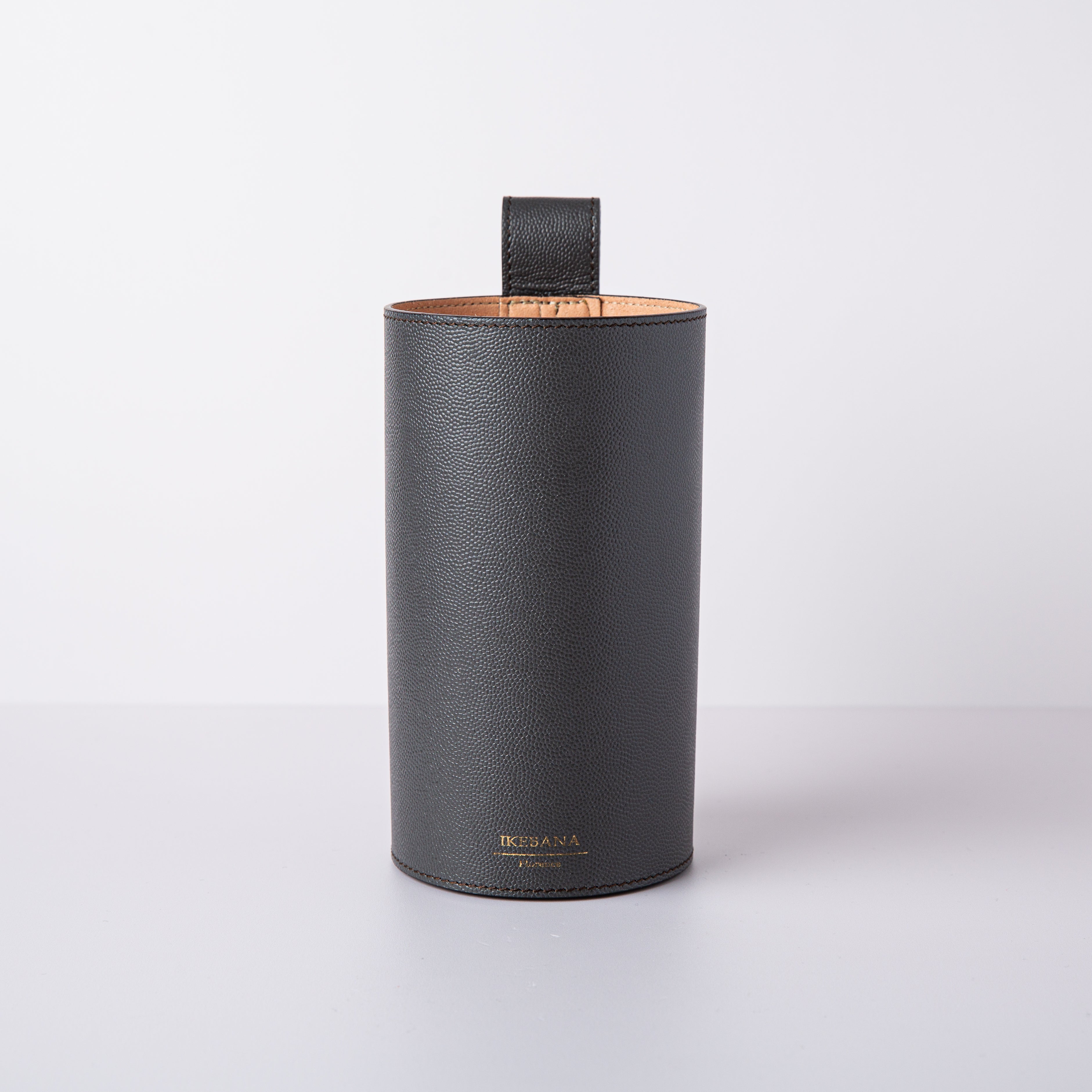 IKEBANA HOME in Pelle Grigia